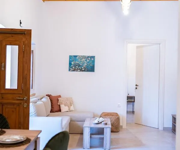 Paradisi Stone House *