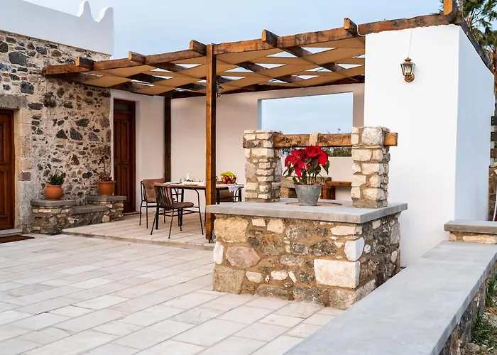 Paradisi Stone House Case de vacanță Kos