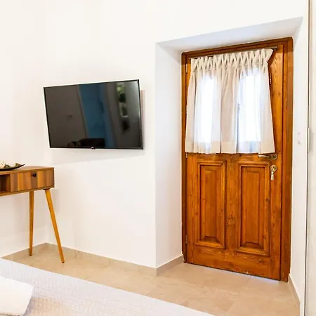 Дом отдыха Paradisi Stone House Кос