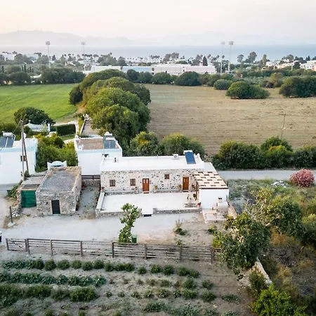 Paradisi Stone House *