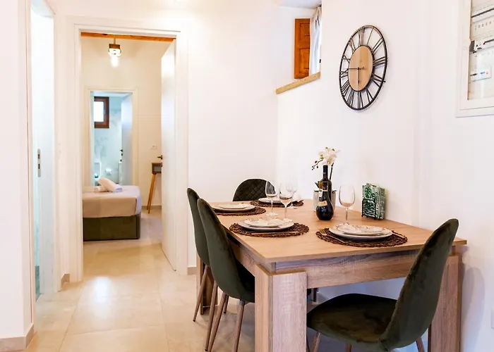 Paradisi Stone House * Kosz