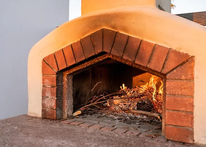 Paradisi Stone House Nyaraló