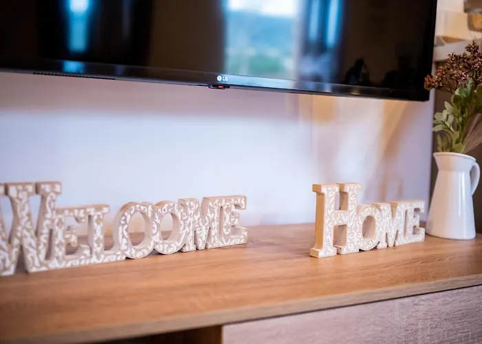 Paradisi Stone House *