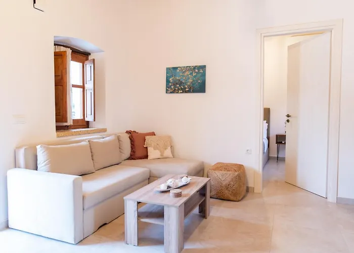 Paradisi Stone House *