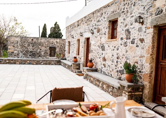 Paradisi Stone House * Kosz