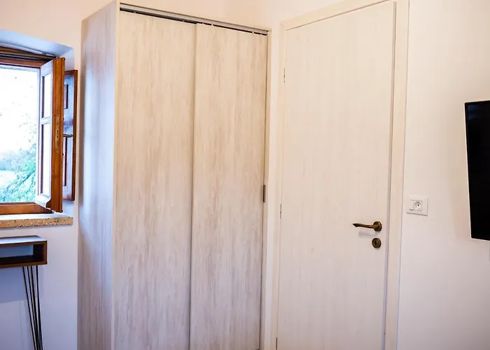 Nyaraló Paradisi Stone House Kosz