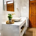 Paradisi Stone House Сasa de vacaciones Cos