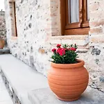 Сasa de vacaciones Paradisi Stone House *