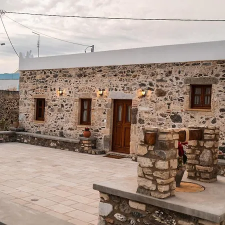Paradisi Stone House Дом отдыха