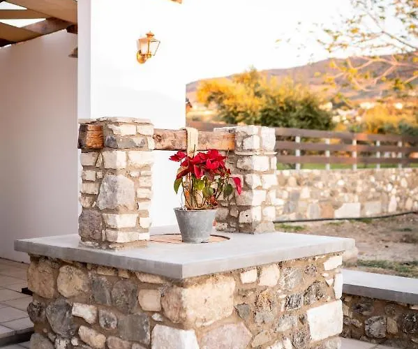 Paradisi Stone House Дом отдыха *