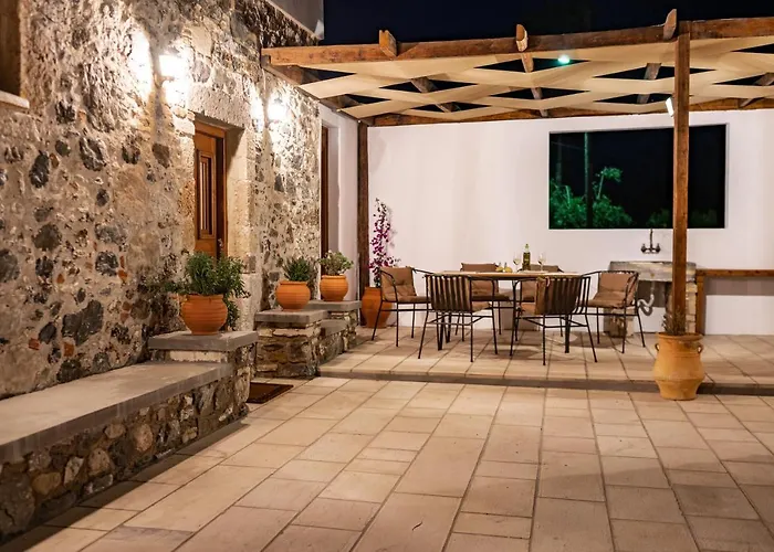 Casa vacanze Paradisi Stone House *