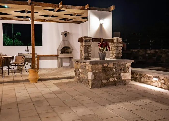 Дом отдыха Paradisi Stone House *