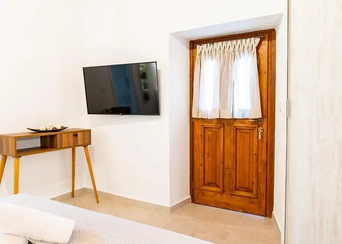 Дом отдыха Paradisi Stone House Кос